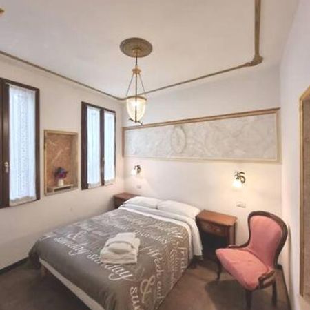 Ca'Briani Luxury - Behind S.Mark Square Venedig Exteriör bild