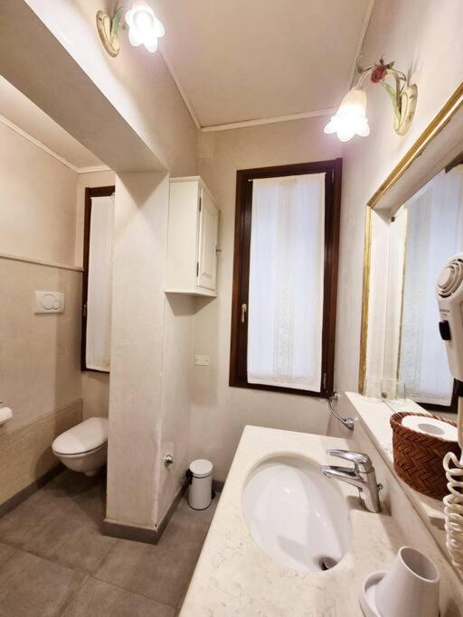 Ca'Briani Luxury - Behind S.Mark Square Venedig Exteriör bild