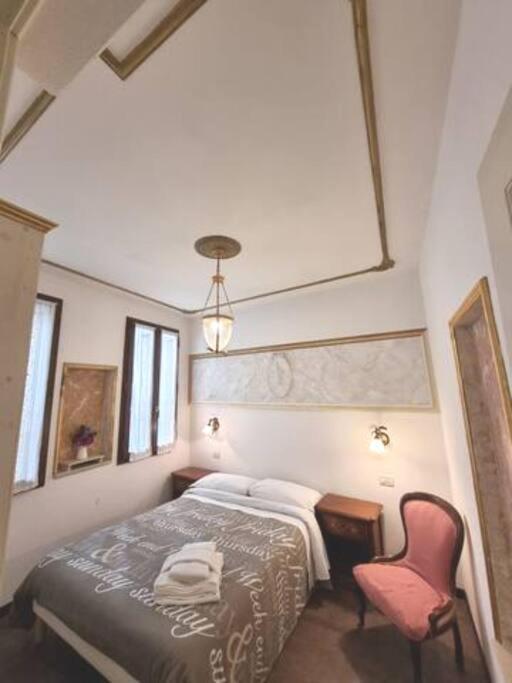 Ca'Briani Luxury - Behind S.Mark Square Venedig Exteriör bild